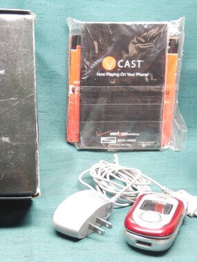Samsung SCH-A950 Verizon Flip Phone CIB Box Manual CD Charger Tested Works